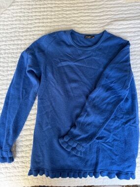 J. McLaughlin Women's Cashmere Crewneck Sweater in Royal Blue